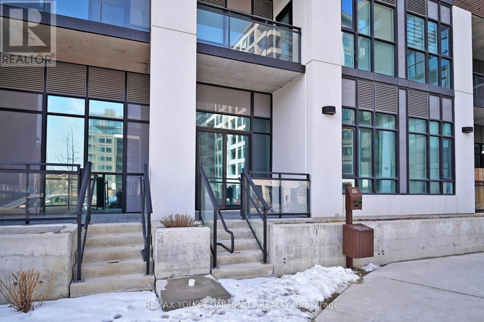 103 - 25 Neighbourhood Lane, Toronto, Ontario  M8Y 0C4 - Photo 35 - W12586736