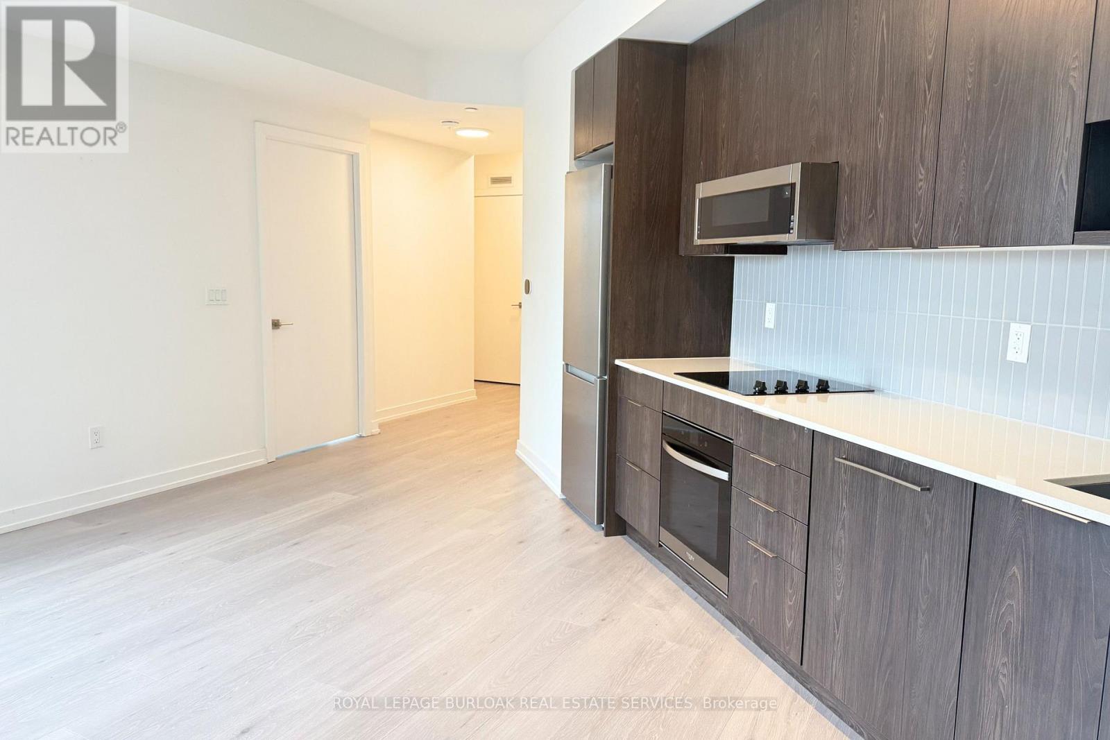 251 - 2501 Saw Whet Boulevard, Oakville, Ontario  L6M 5N2 - Photo 4 - W12638266