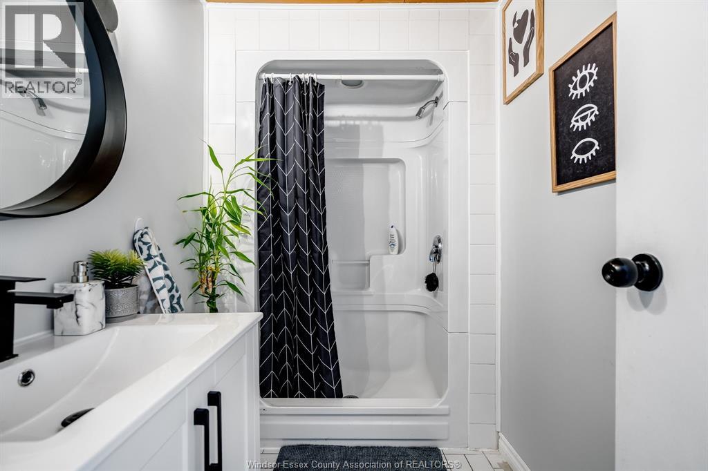 302 Summerset Avenue, Kingsville, Ontario  N9Y 2B9 - Photo 14 - 26002927