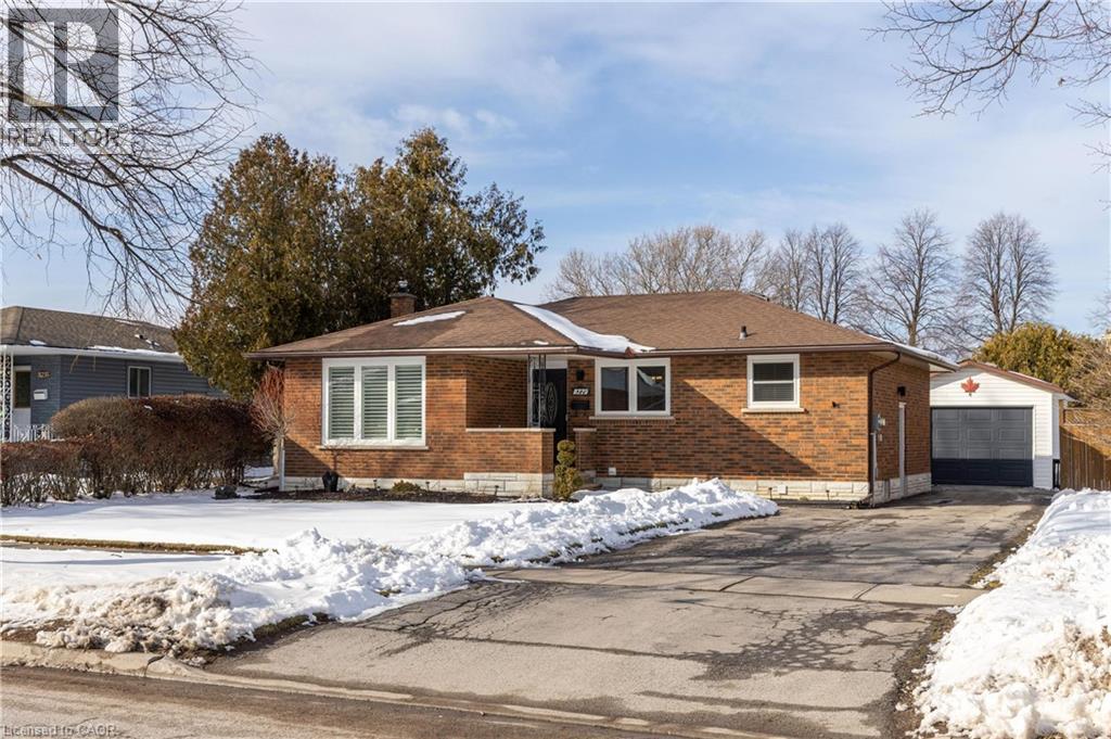8225 PADDOCK TRAIL Drive, Niagara Falls, Ontario