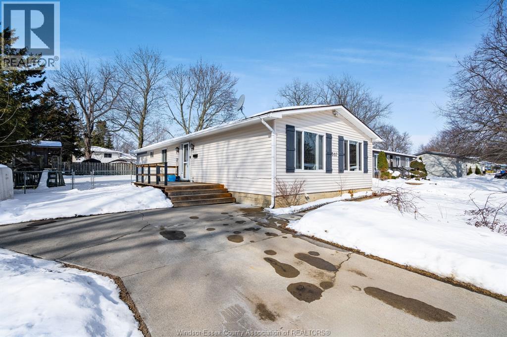 302 Summerset Avenue, Kingsville, Ontario  N9Y 2B9 - Photo 31 - 26002927