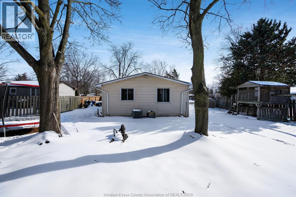 302 Summerset Avenue, Kingsville, Ontario  N9Y 2B9 - Photo 38 - 26002927