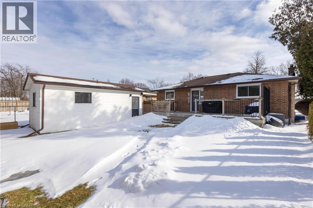 8225 Paddock Trail Drive, Niagara Falls, Ontario  L2H 1X1 - Photo 23 - 40808174