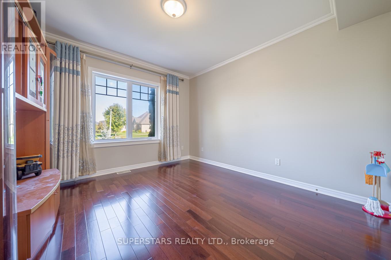 36 Red Oak Crescent, Oro-Medonte, Ontario  L0L 2L0 - Photo 21 - S12830002