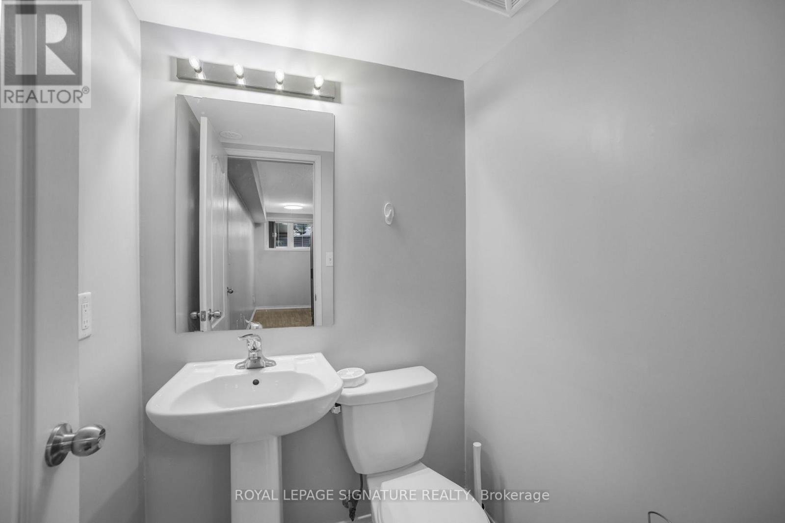 19 - 2492 Post Road, Oakville, Ontario  L6H 0G6 - Photo 14 - W12830000