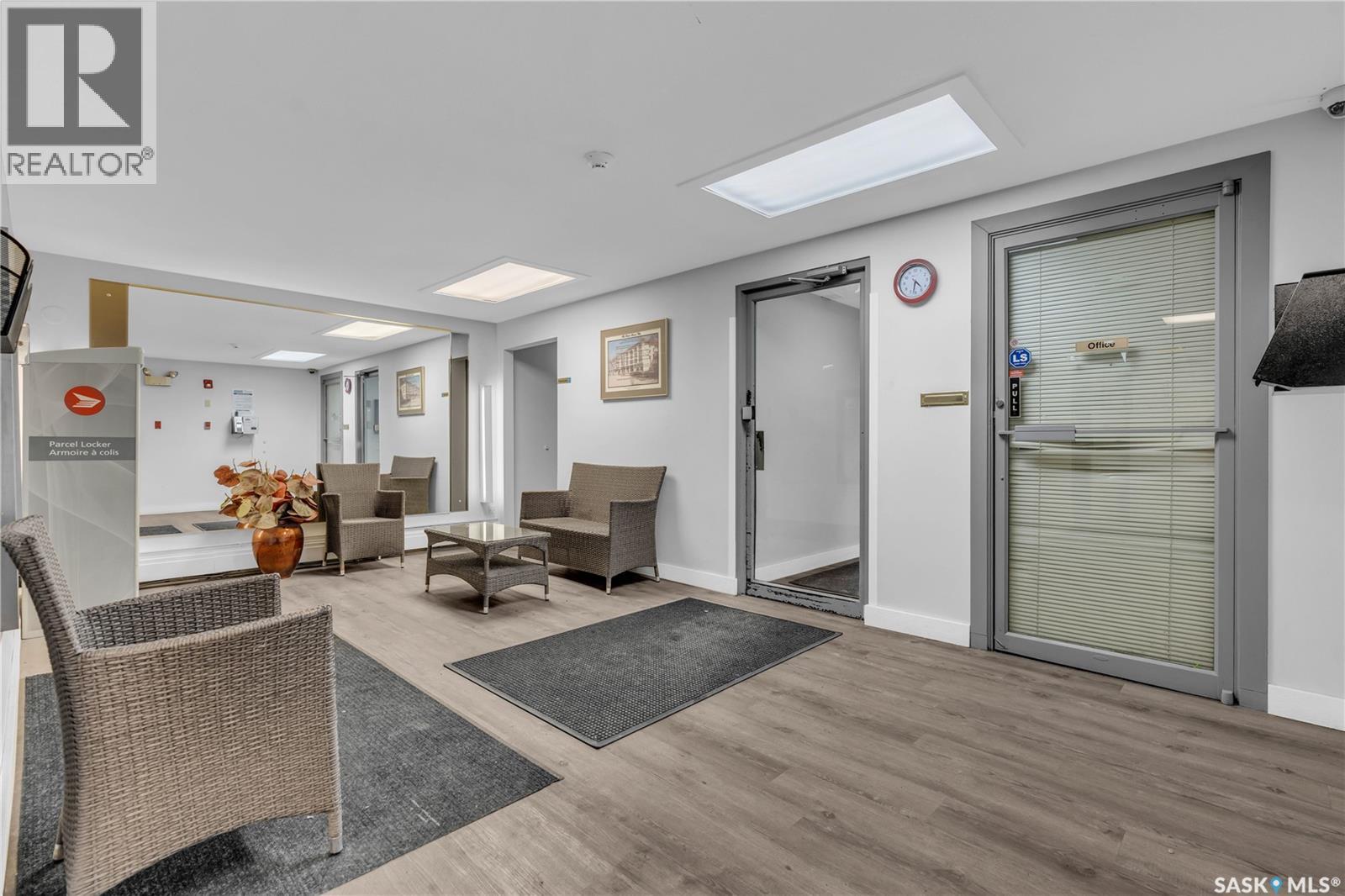 102 2125 Osler Street, Regina, Saskatchewan  S4P 4G9 - Photo 4 - SK025857