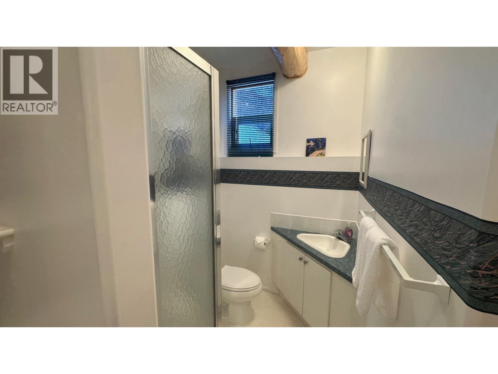 5289 Kallum Drive, 108 Mile Ranch, British Columbia  V0K 2Z0 - Photo 16 - R3094409