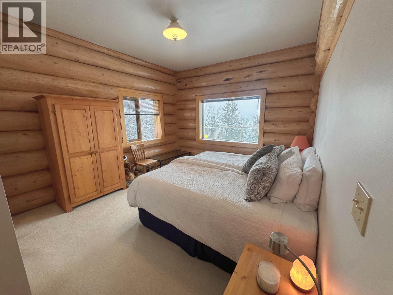 5289 Kallum Drive, 108 Mile Ranch, British Columbia  V0K 2Z0 - Photo 10 - R3094409