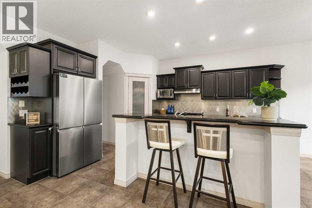 21 Panamount Row Nw, Calgary, Alberta  T3K 0C6 - Photo 11 - A2275676