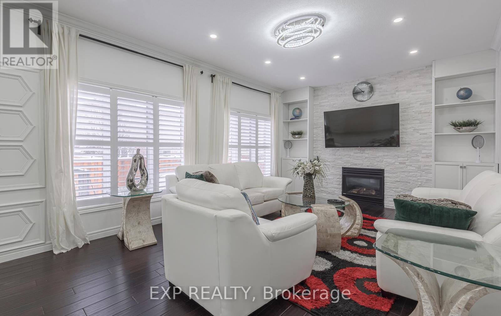 228 Greti Drive, Hamilton, Ontario  L9B 0H5 - Photo 18 - X12830008