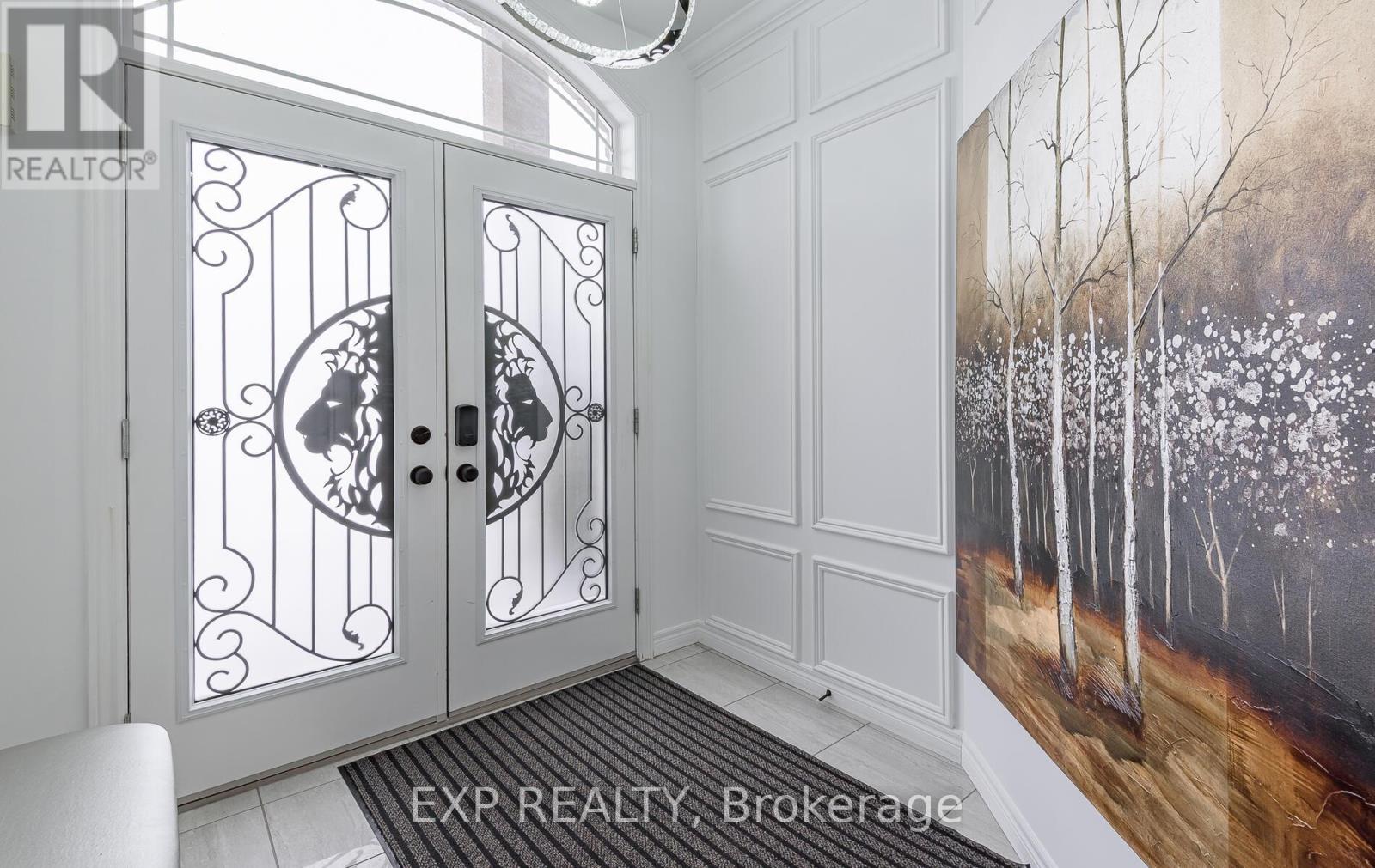 228 Greti Drive, Hamilton, Ontario  L9B 0H5 - Photo 5 - X12830008