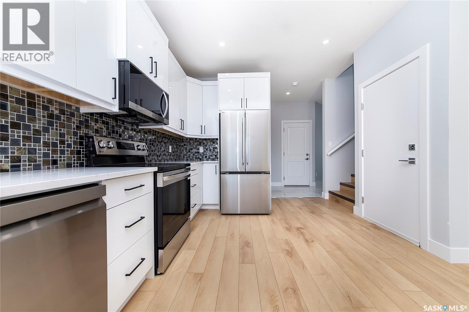 523 Sharma Crescent, Saskatoon, Saskatchewan  S7W 1K5 - Photo 10 - SK029386