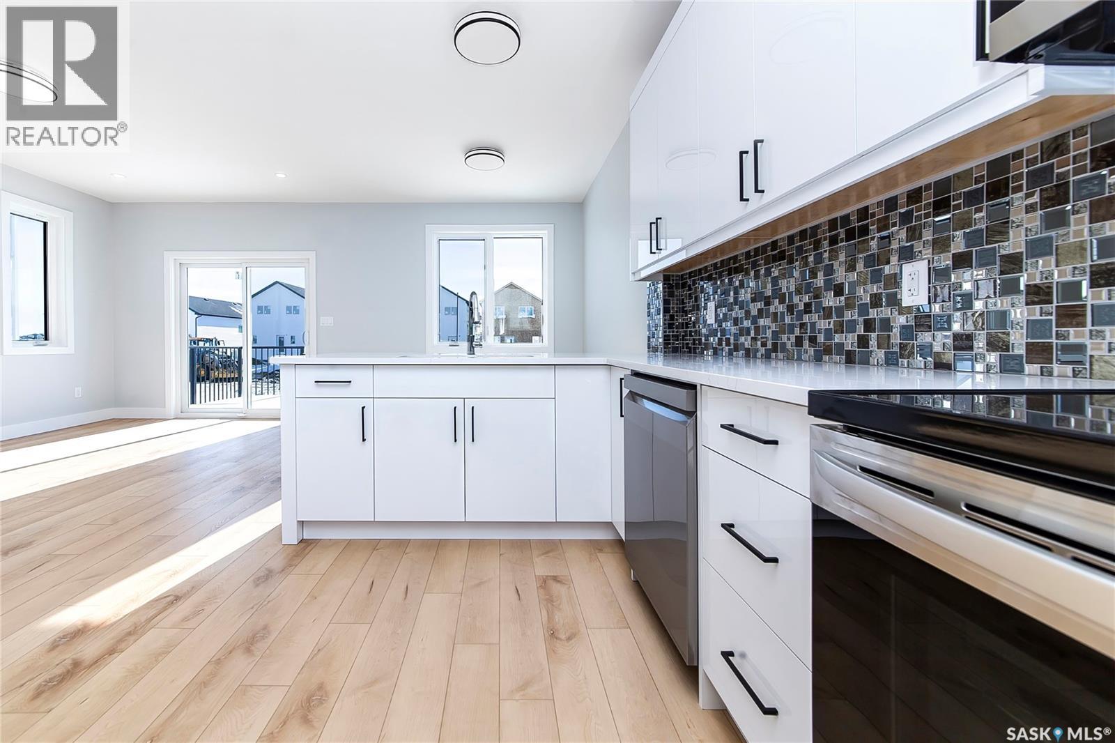 523 Sharma Crescent, Saskatoon, Saskatchewan  S7W 1K5 - Photo 9 - SK029386