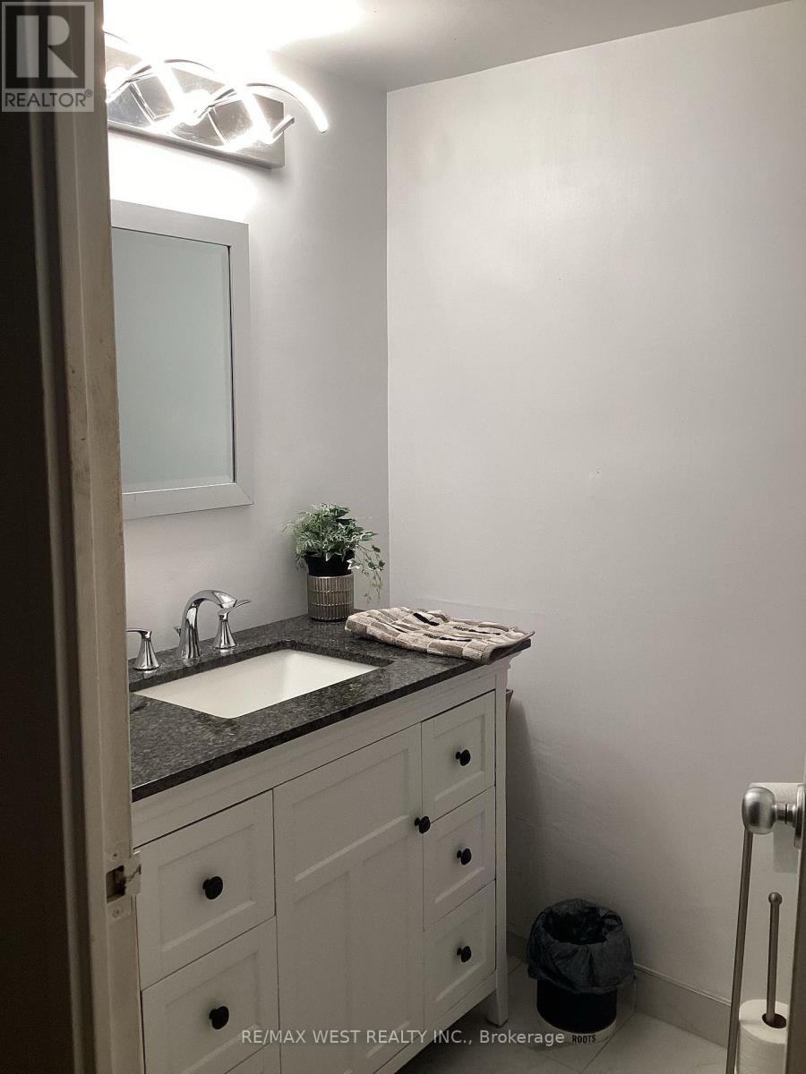 2101 - 627 The West Mall, Toronto, Ontario  M9C 4X5 - Photo 11 - W12616748