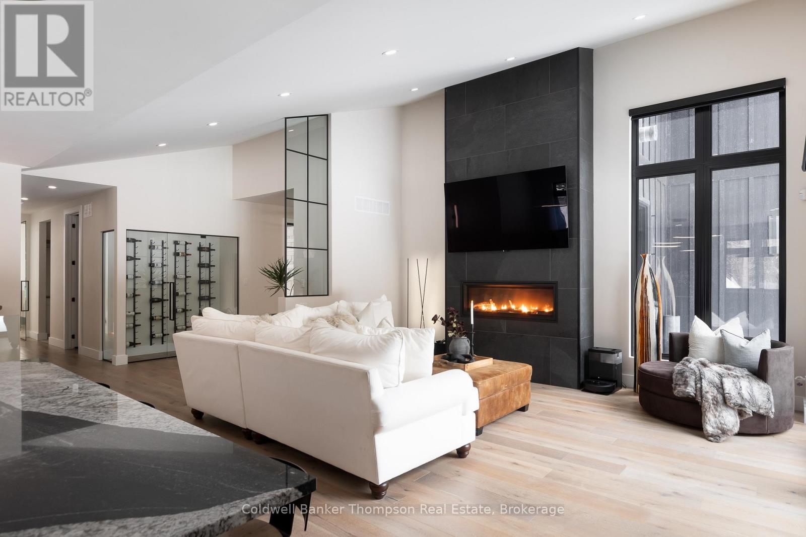 5130 Severn Pines Crescent, Severn, Ontario  L0K 2B0 - Photo 8 - S12830074