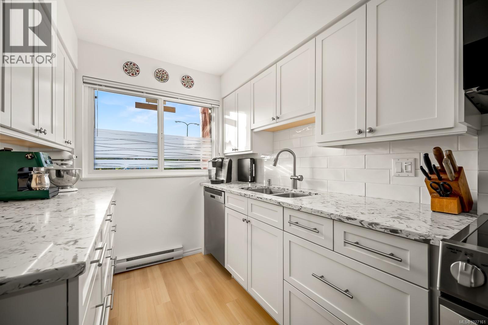 305 1537 Noel Ave, Comox, British Columbia  V9M 3H8 - Photo 17 - 1027161