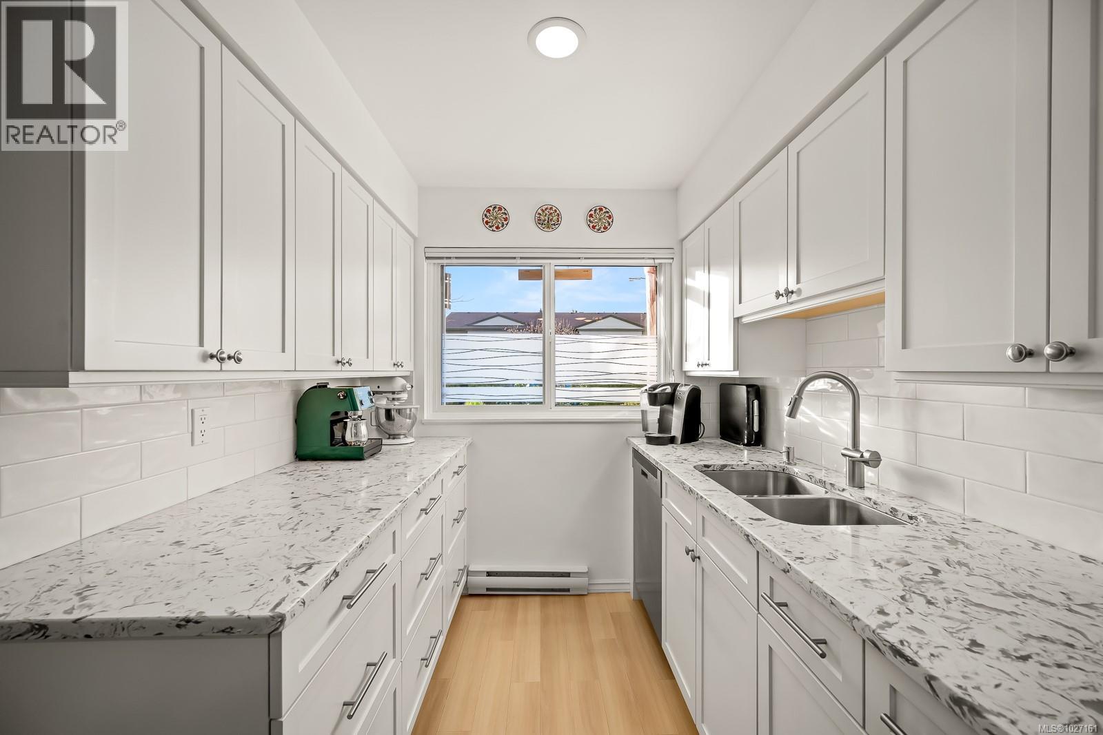 305 1537 Noel Ave, Comox, British Columbia  V9M 3H8 - Photo 18 - 1027161