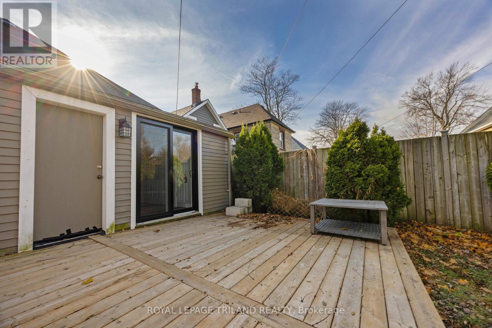 101 Malakoff Street, St. Thomas, Ontario  N5P 1M5 - Photo 16 - X12830042