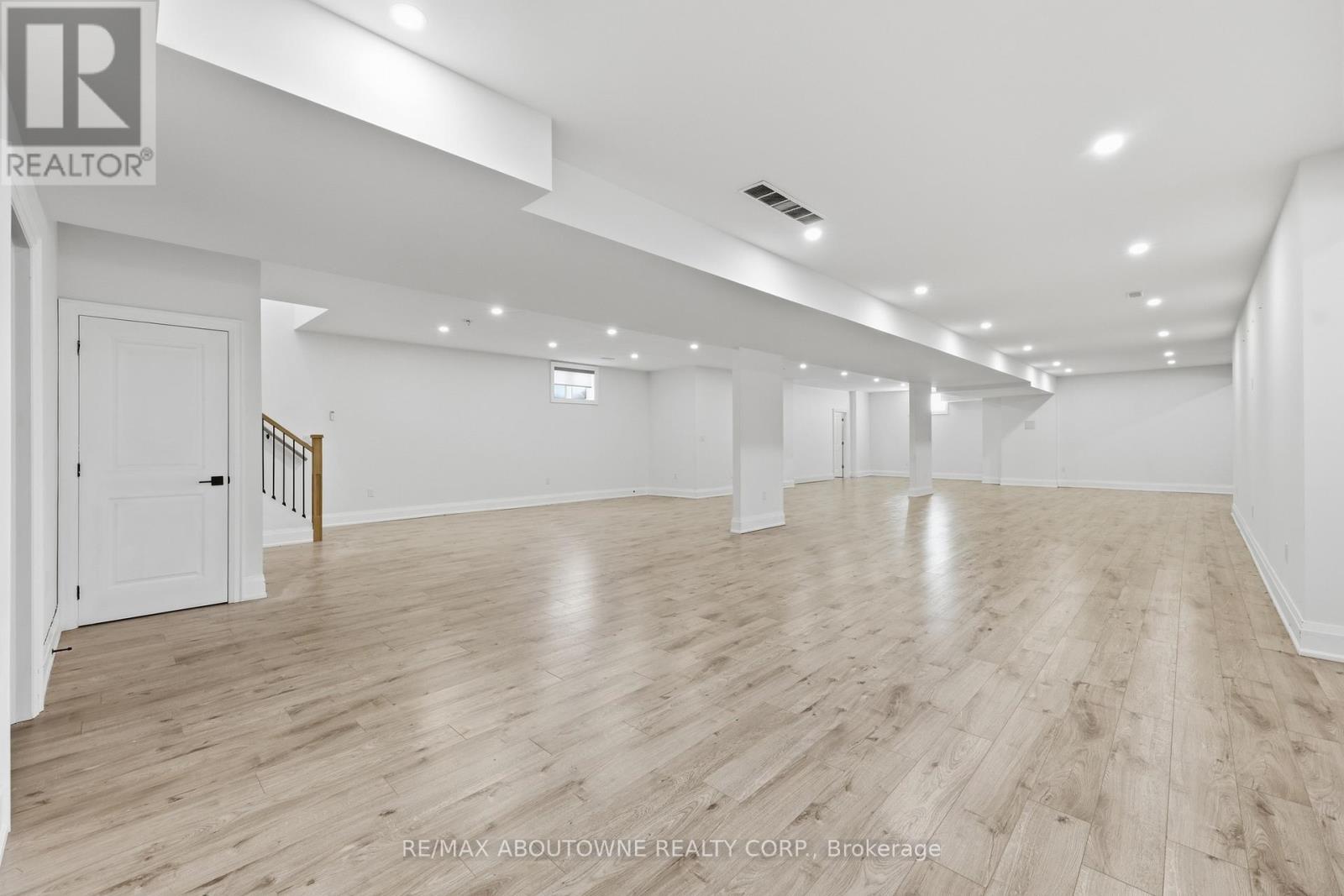 9042 Sideroad 10, Erin, Ontario  L7J 2L8 - Photo 23 - X12826974