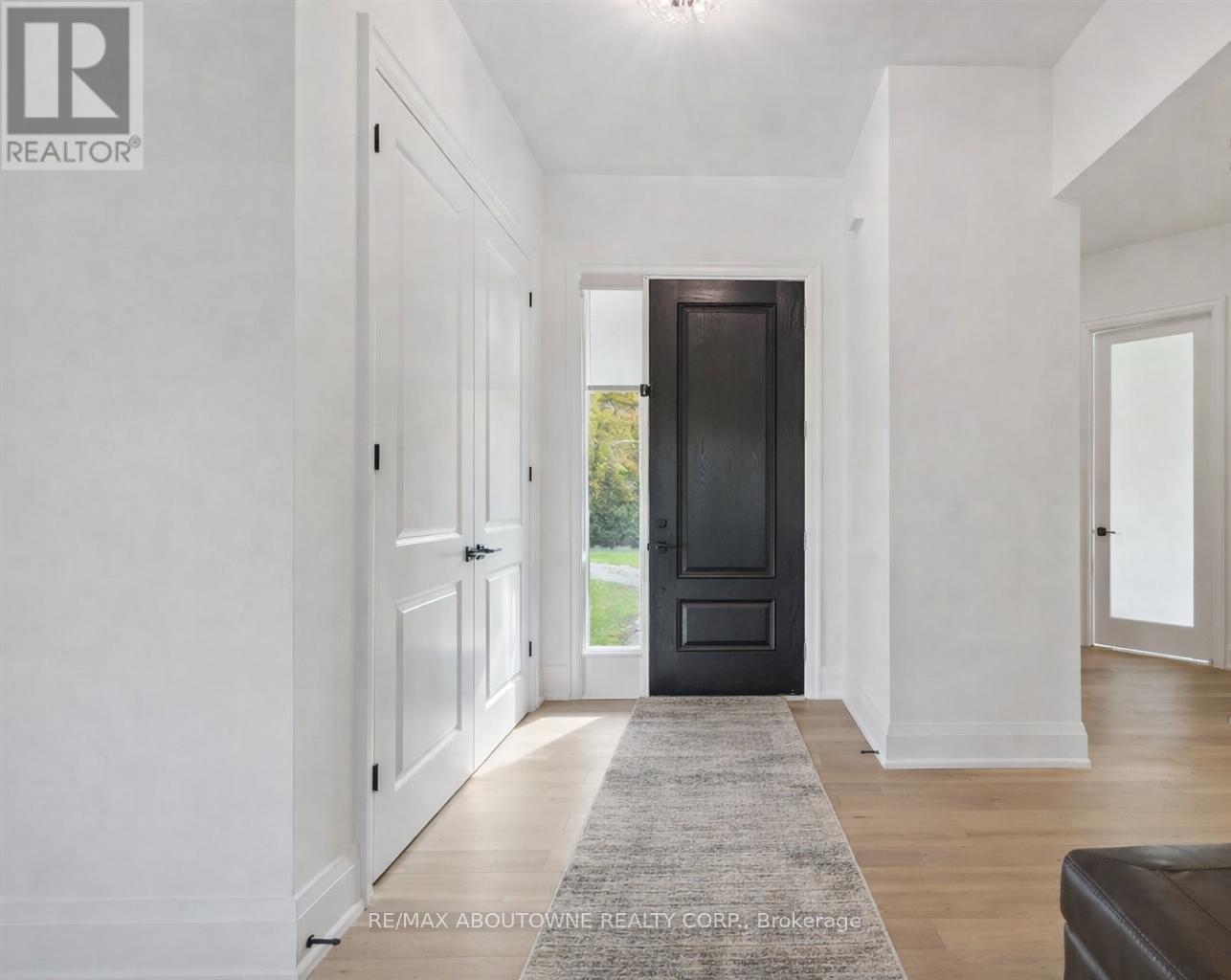 9042 Sideroad 10, Erin, Ontario  L7J 2L8 - Photo 27 - X12826974