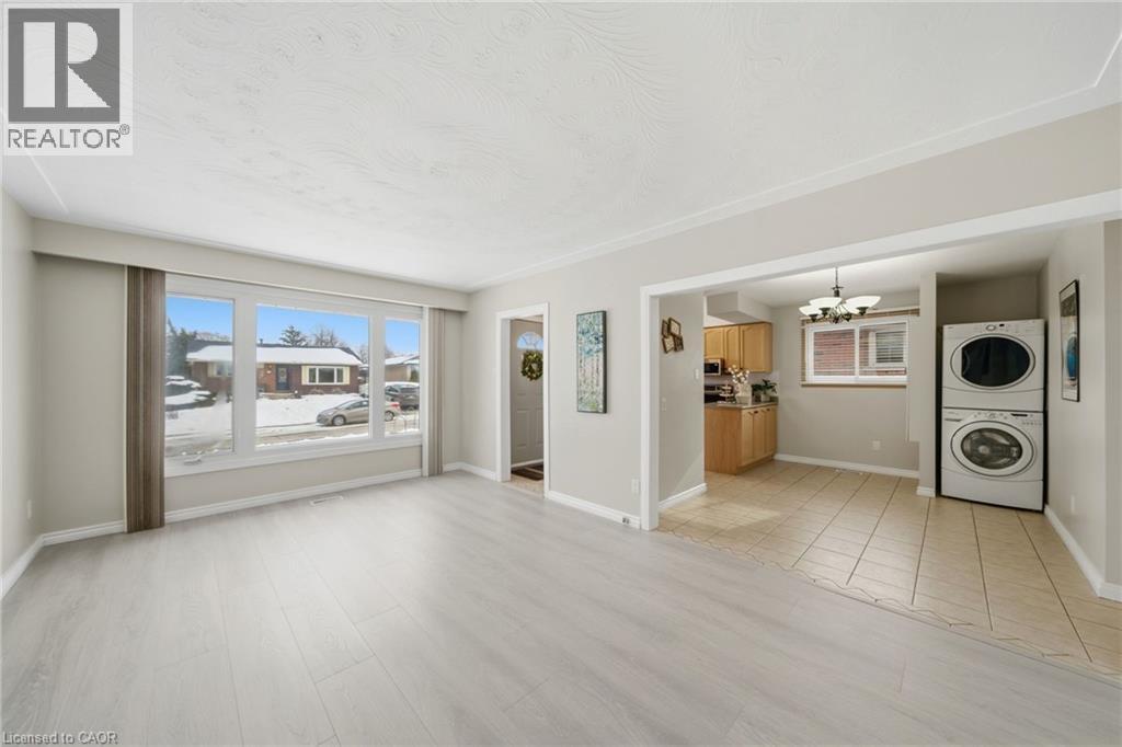 60 Champlain Avenue Unit# Main, Hamilton, Ontario  L8G 2H7 - Photo 2 - 40808324