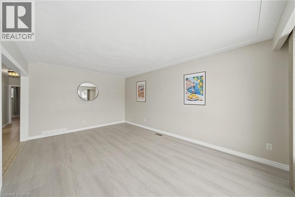 60 Champlain Avenue Unit# Main, Hamilton, Ontario  L8G 2H7 - Photo 4 - 40808324