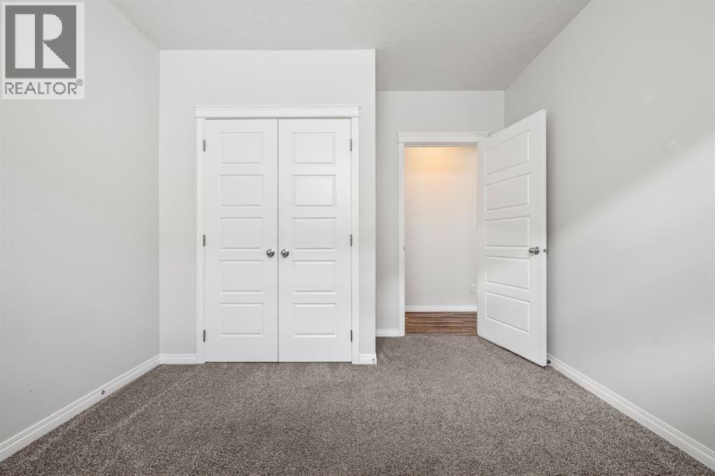 3 Hillcrest Close E, Airdrie, Alberta  T4B 4T9 - Photo 18 - A2274350