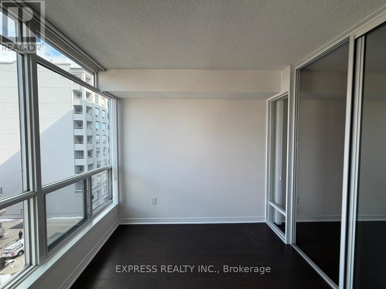 718 - 942 Yonge Street, Toronto, Ontario  M4W 3S8 - Photo 4 - C12830076