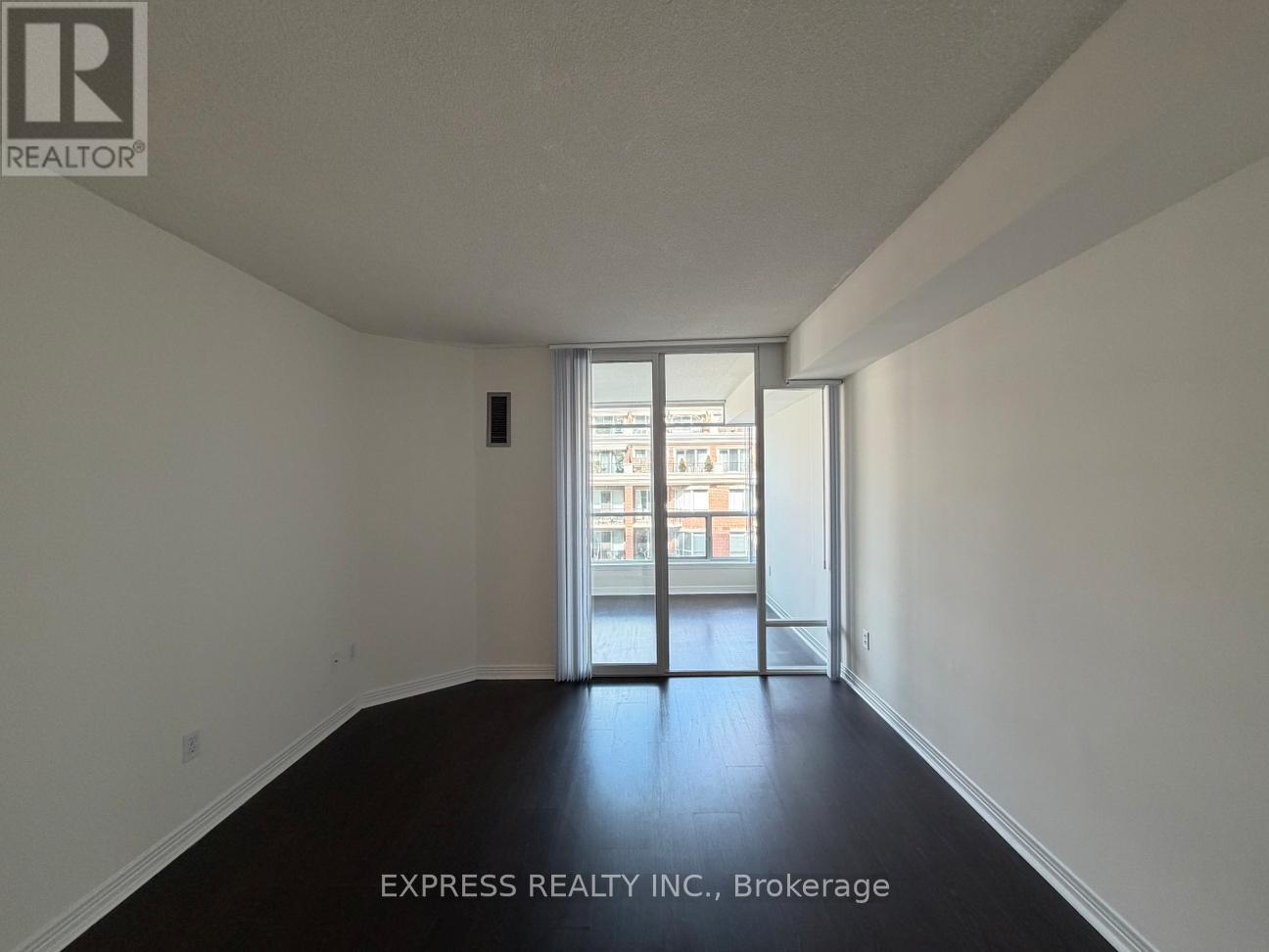 718 - 942 Yonge Street, Toronto, Ontario  M4W 3S8 - Photo 7 - C12830076