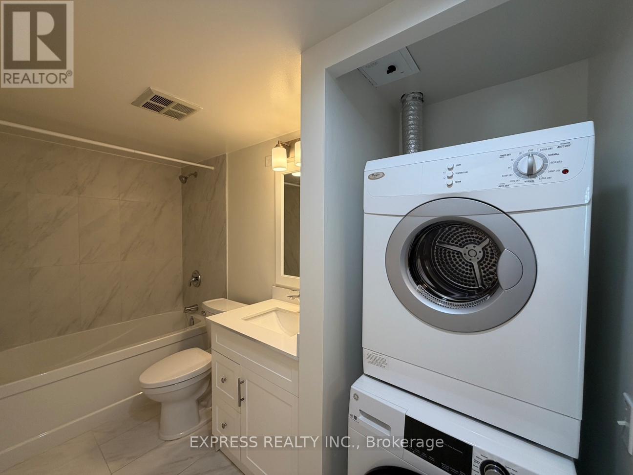 718 - 942 Yonge Street, Toronto, Ontario  M4W 3S8 - Photo 9 - C12830076