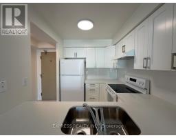 718 - 942 YONGE STREET, Toronto, Ontario