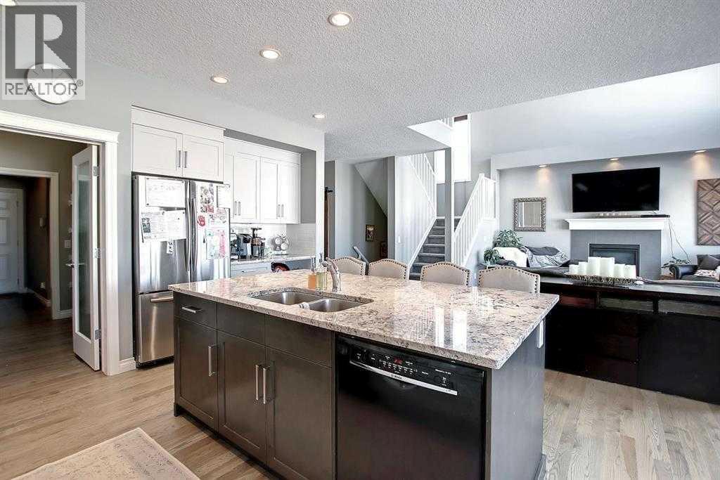 22 Evansborough View Nw, Calgary, Alberta  T3P 0R2 - Photo 6 - A2288611