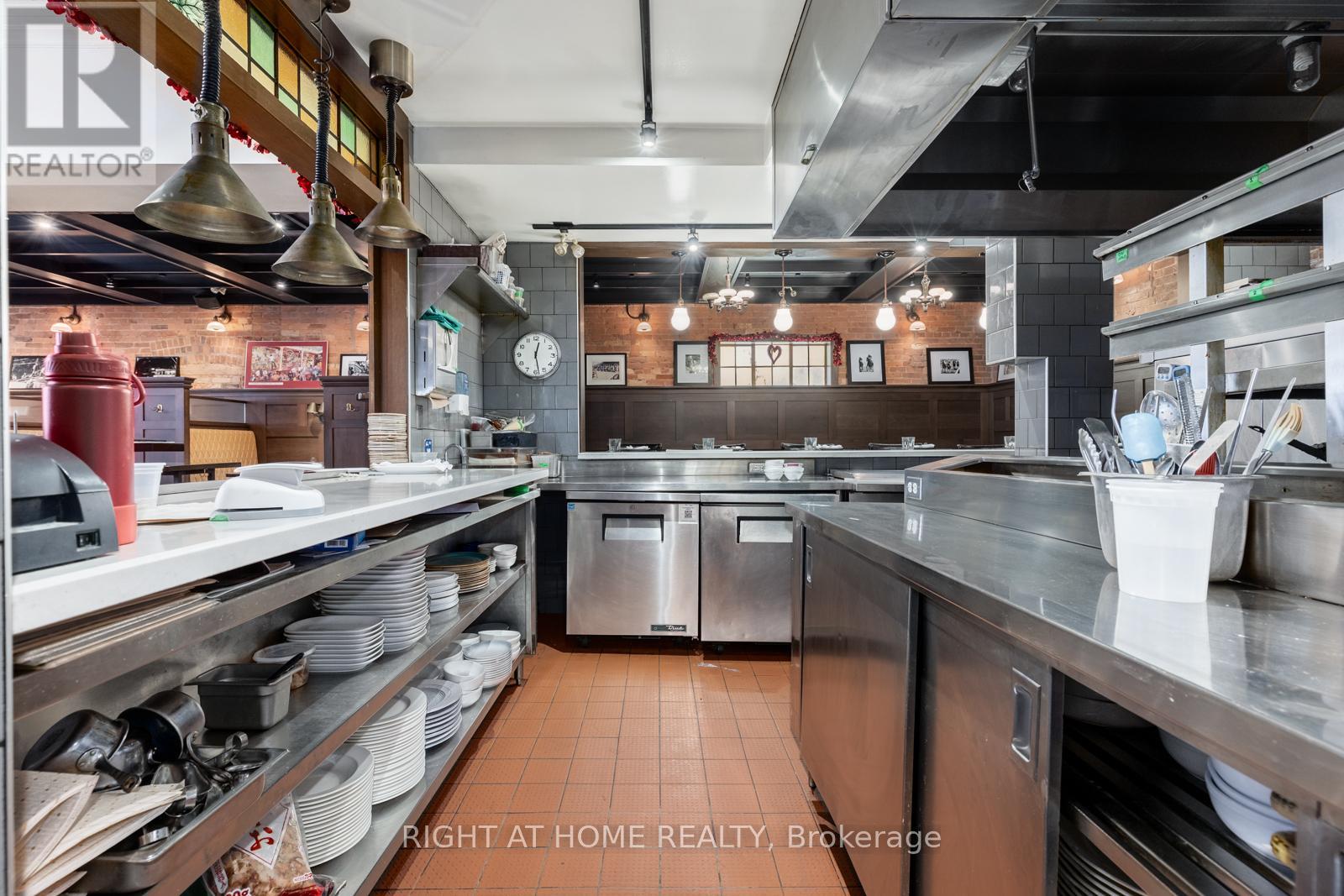 955 Gerrard Street E, Toronto, Ontario  M4M 1Z4 - Photo 18 - E12830050