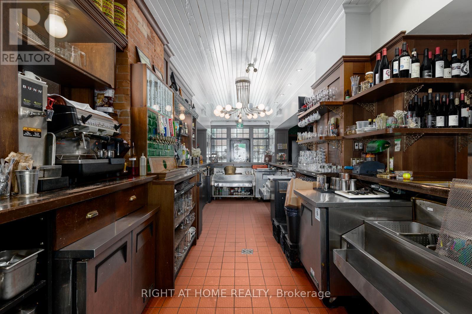 955 Gerrard Street E, Toronto, Ontario  M4M 1Z4 - Photo 23 - E12830050