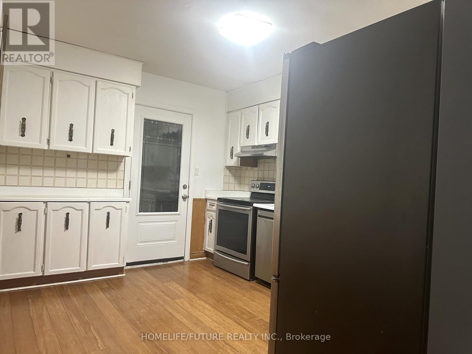 142 Harewood Avenue, Toronto, Ontario  M1M 2R7 - Photo 13 - E12760030