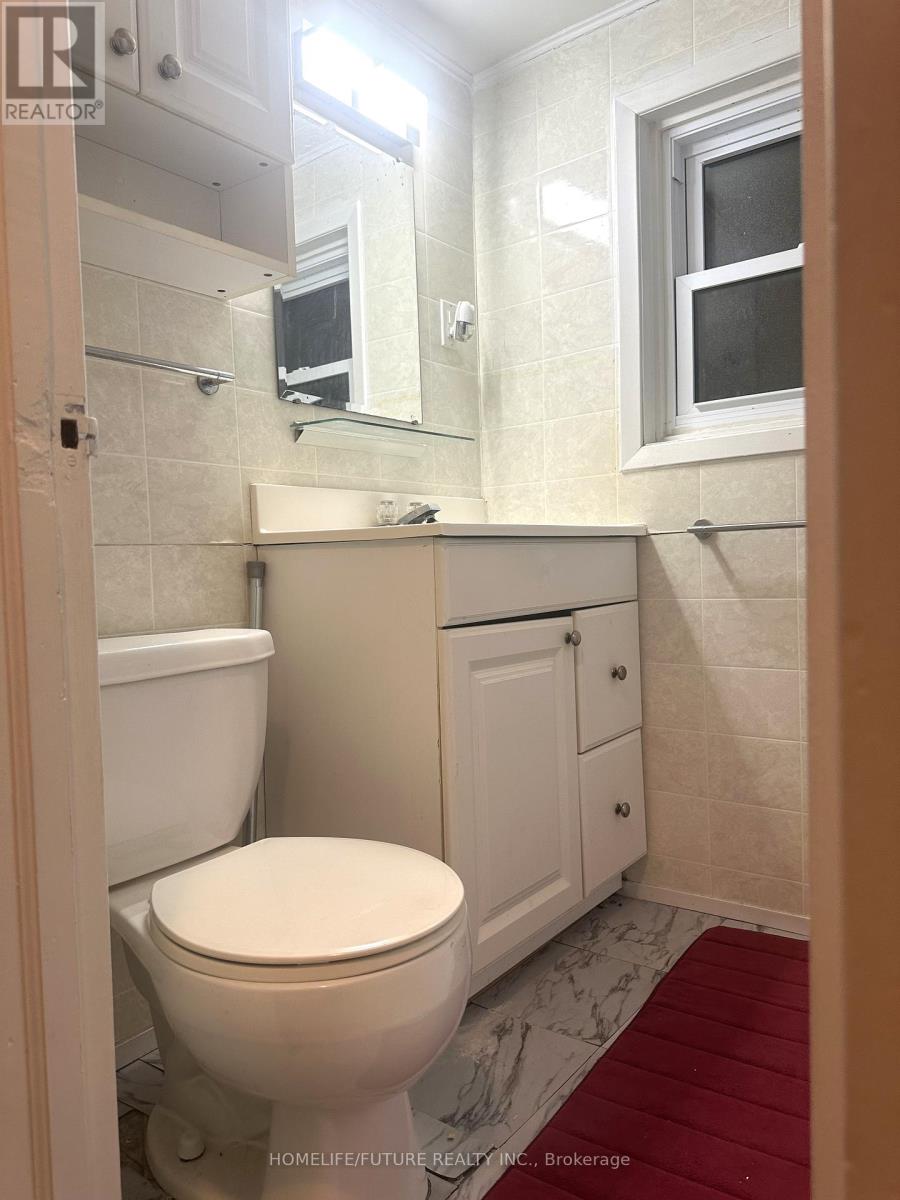 142 Harewood Avenue, Toronto, Ontario  M1M 2R7 - Photo 17 - E12760030