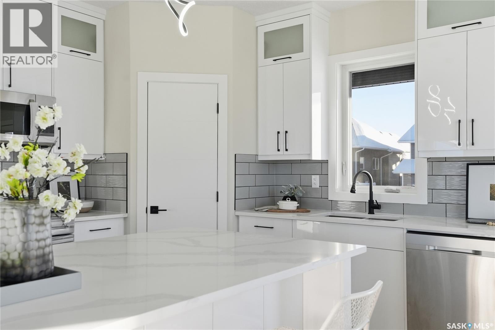 801 Weir Crescent, Warman, Saskatchewan  S0K 4S4 - Photo 17 - SK029345