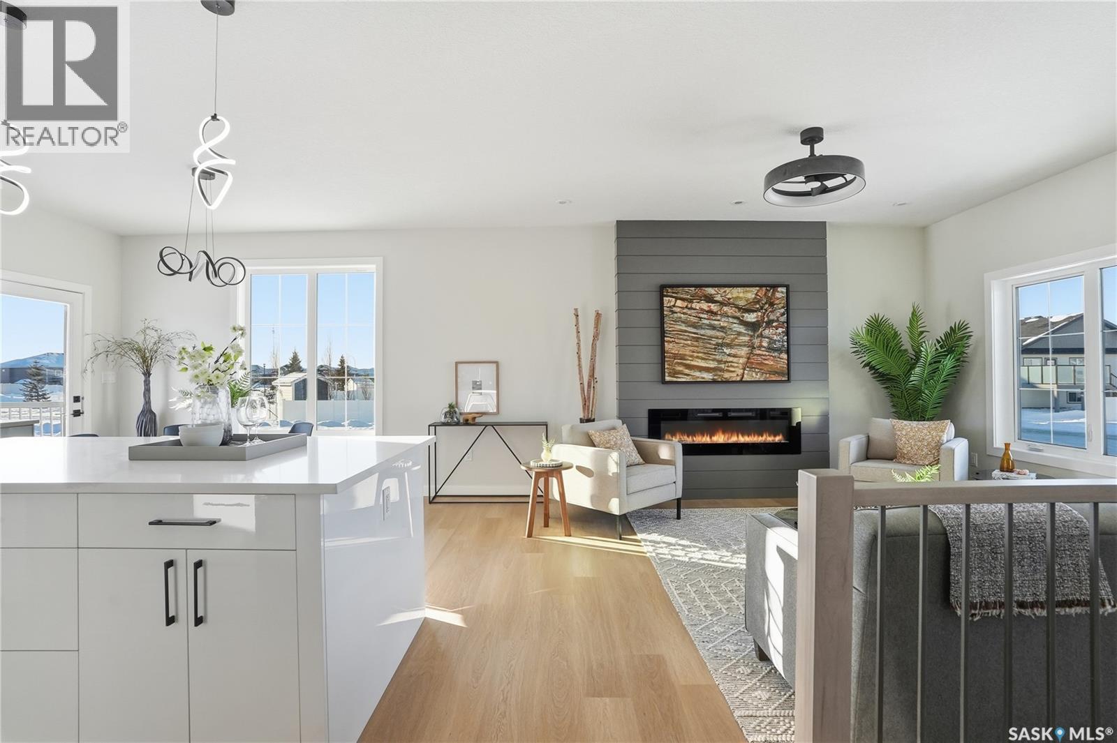 801 Weir Crescent, Warman, Saskatchewan  S0K 4S4 - Photo 2 - SK029345