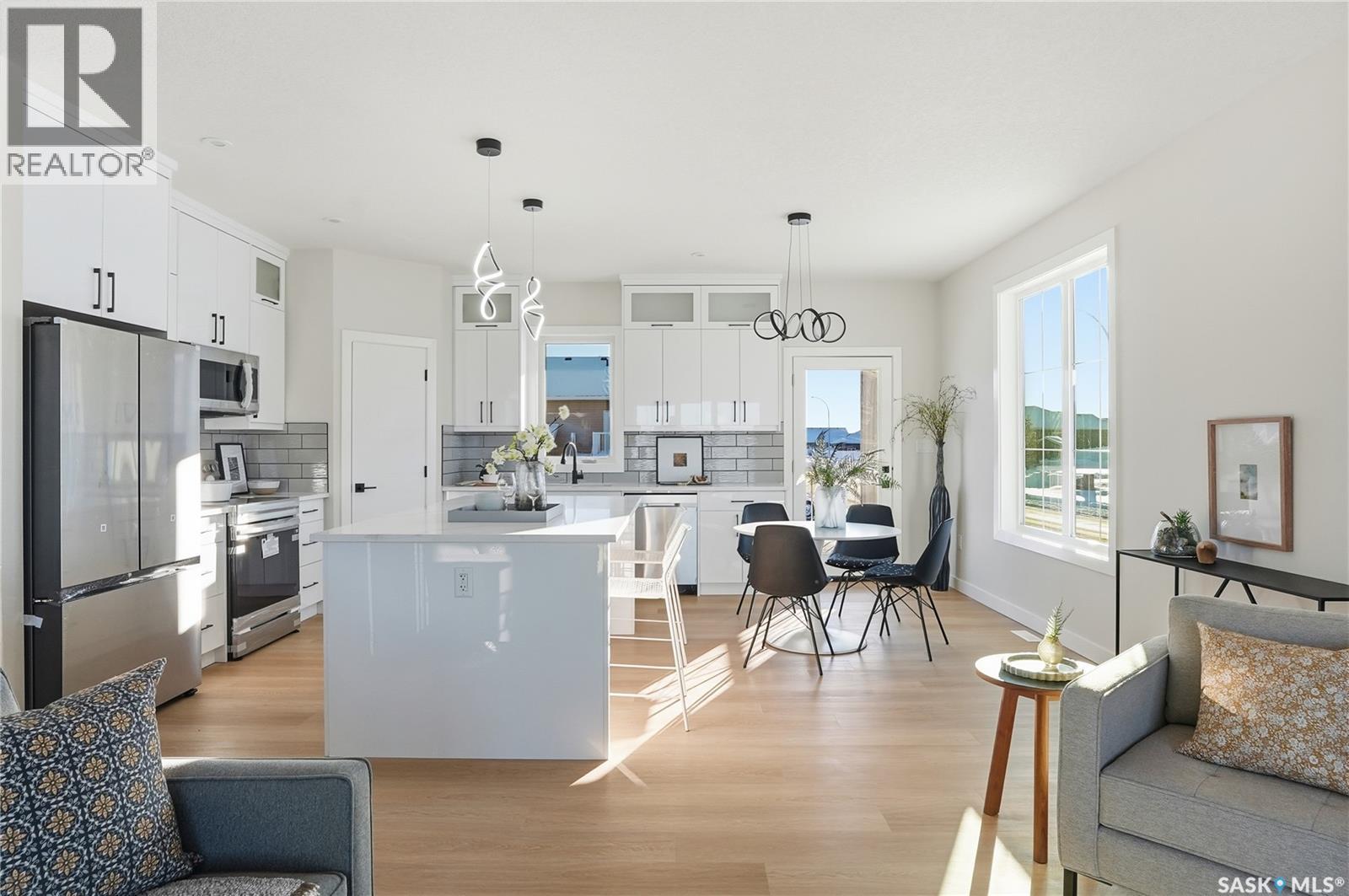 801 Weir Crescent, Warman, Saskatchewan  S0K 4S4 - Photo 6 - SK029345