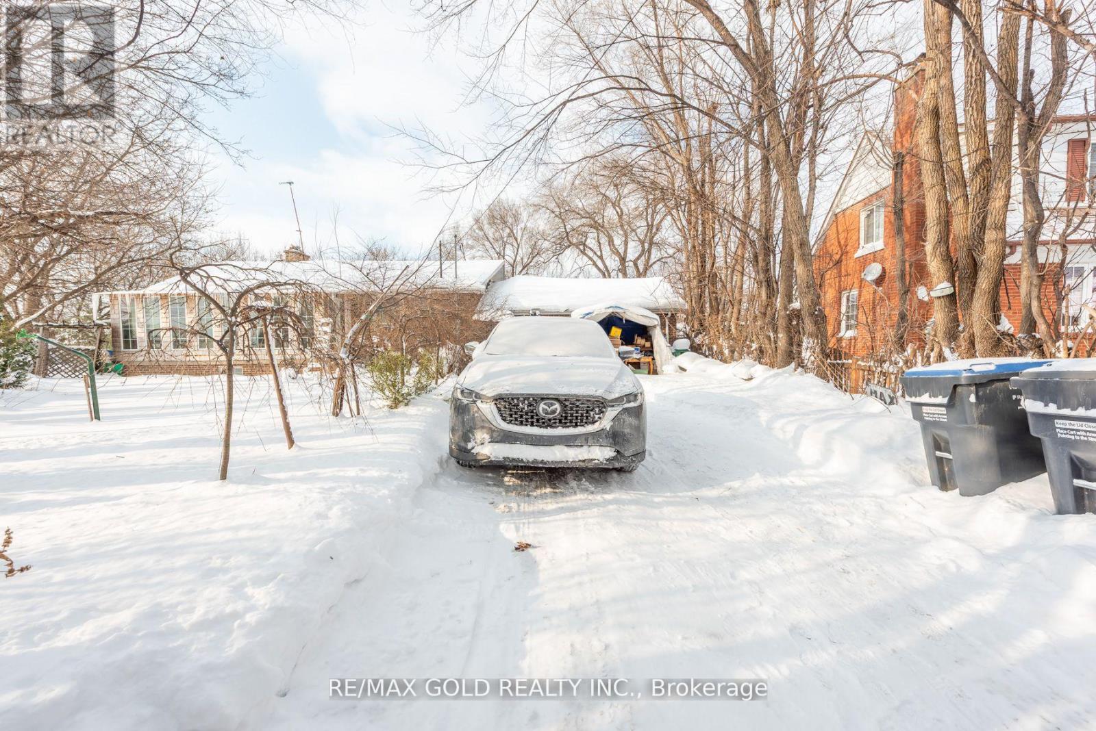 3 Harrow Street, Mississauga, Ontario  L4T 1J2 - Photo 2 - W12830030