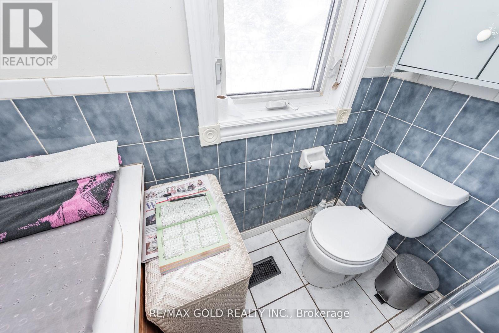 3 Harrow Street, Mississauga, Ontario  L4T 1J2 - Photo 20 - W12830030