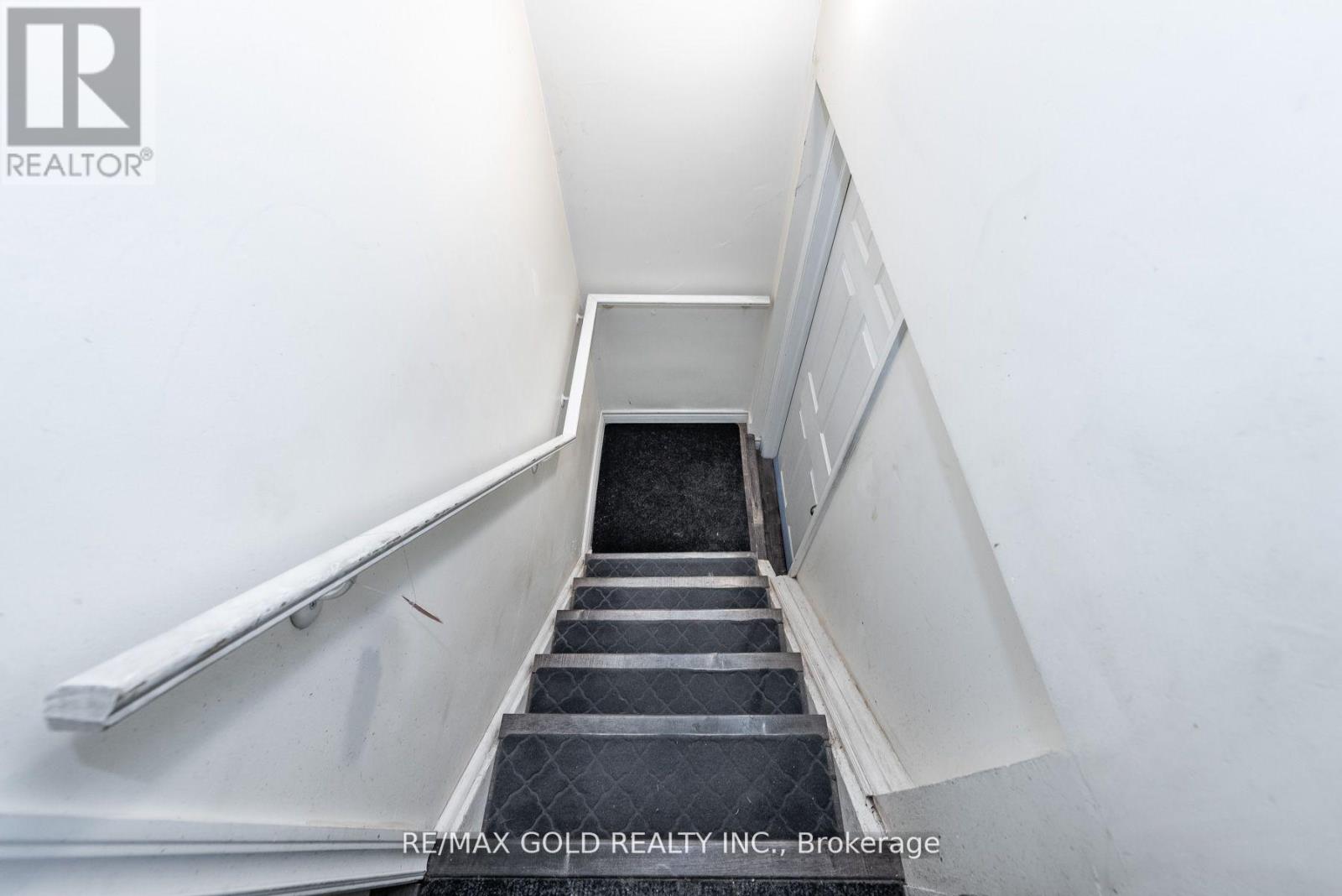 3 Harrow Street, Mississauga, Ontario  L4T 1J2 - Photo 22 - W12830030