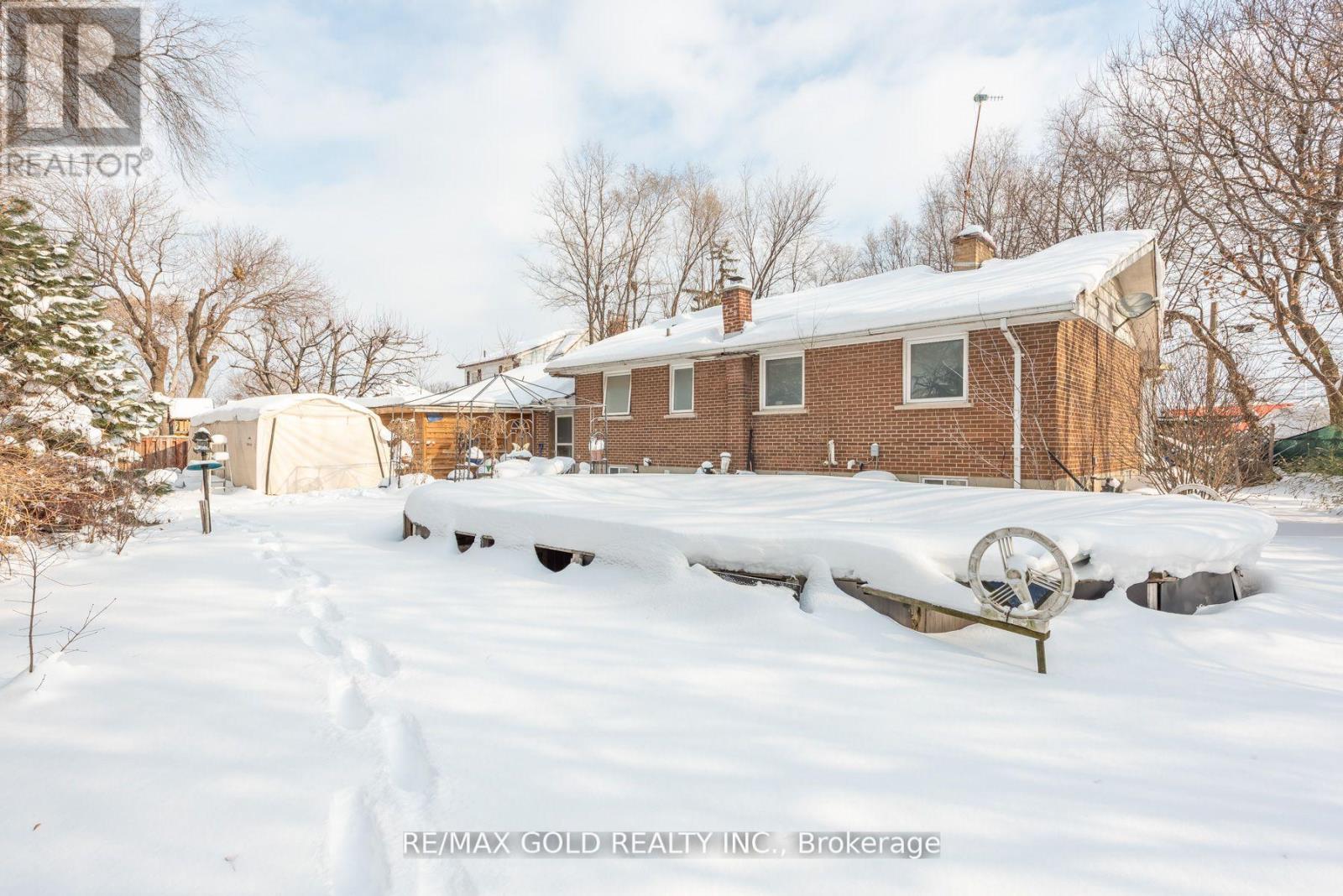 3 Harrow Street, Mississauga, Ontario  L4T 1J2 - Photo 35 - W12830030