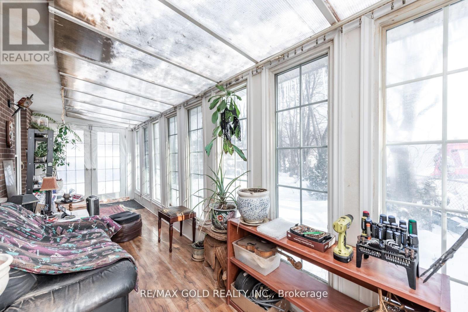 3 Harrow Street, Mississauga, Ontario  L4T 1J2 - Photo 6 - W12830030