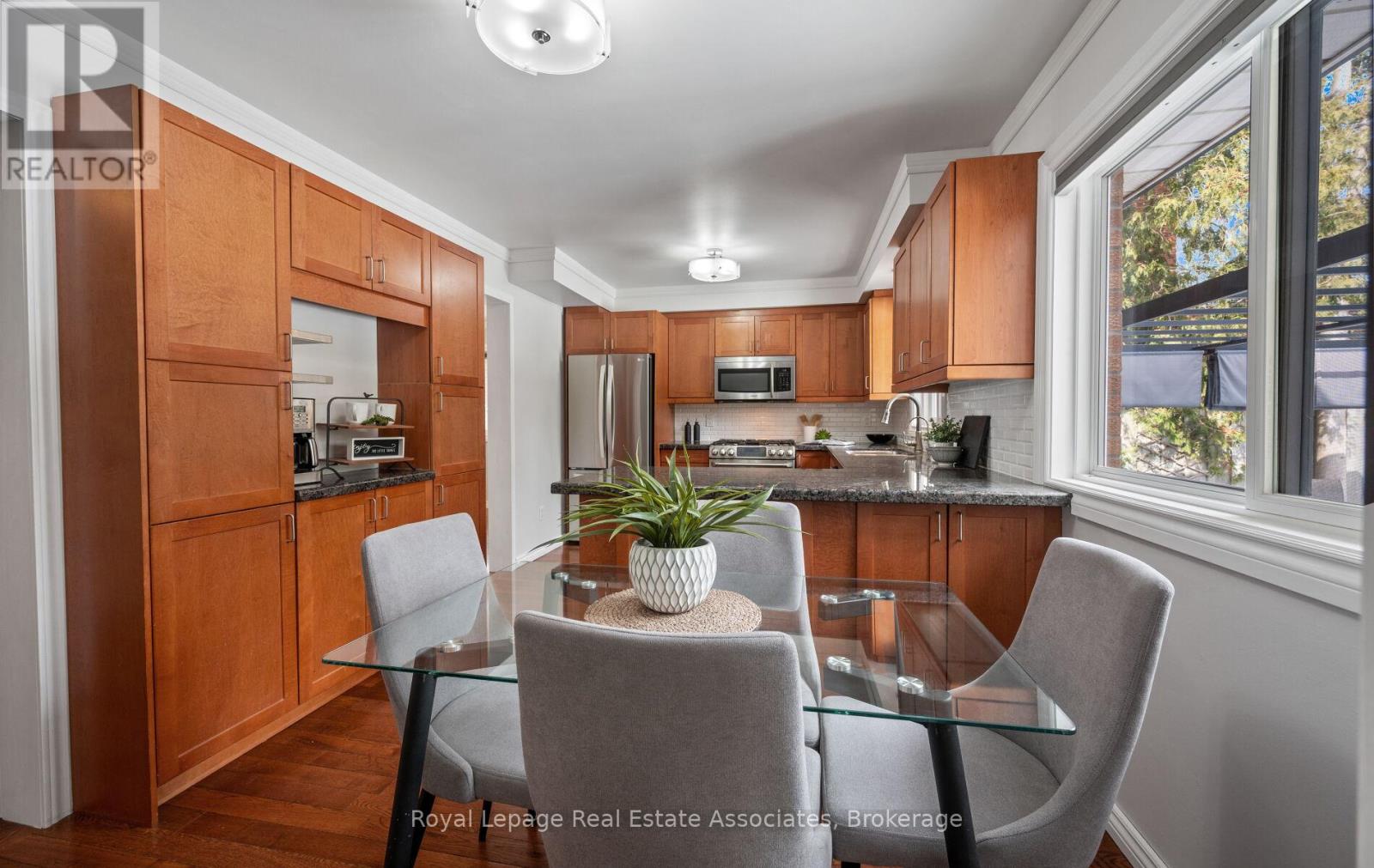 5 Vantage Circle, Mississauga, Ontario  L5M 2L2 - Photo 13 - W12830054