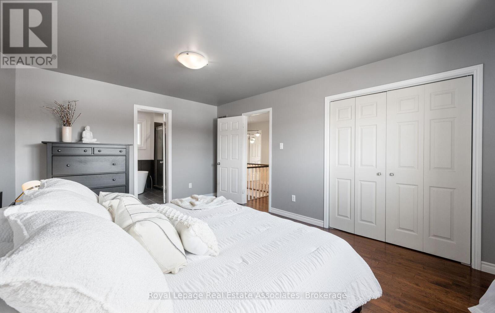 5 Vantage Circle, Mississauga, Ontario  L5M 2L2 - Photo 28 - W12830054