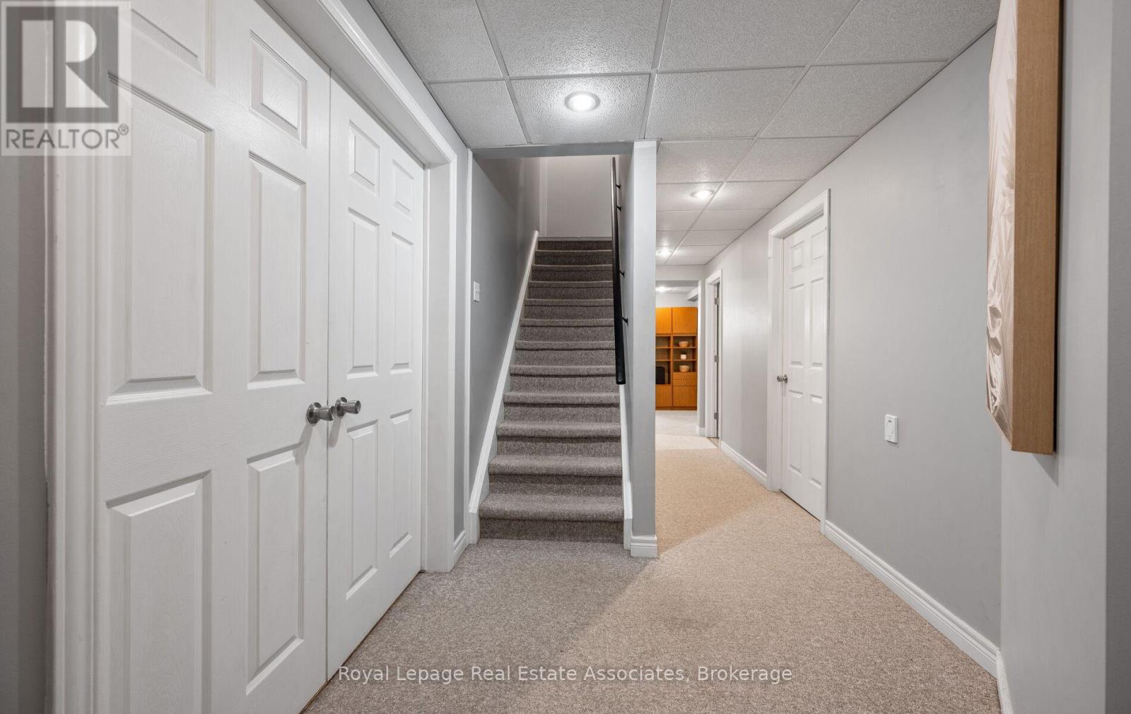5 Vantage Circle, Mississauga, Ontario  L5M 2L2 - Photo 40 - W12830054