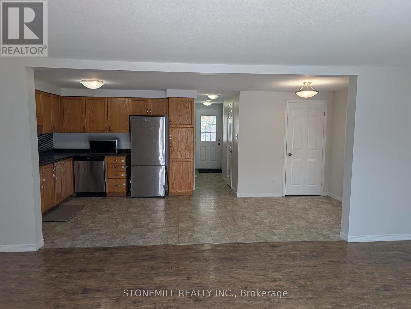 171 Highbrook Street, Kitchener, Ontario  N2E 3P6 - Photo 4 - X12830090