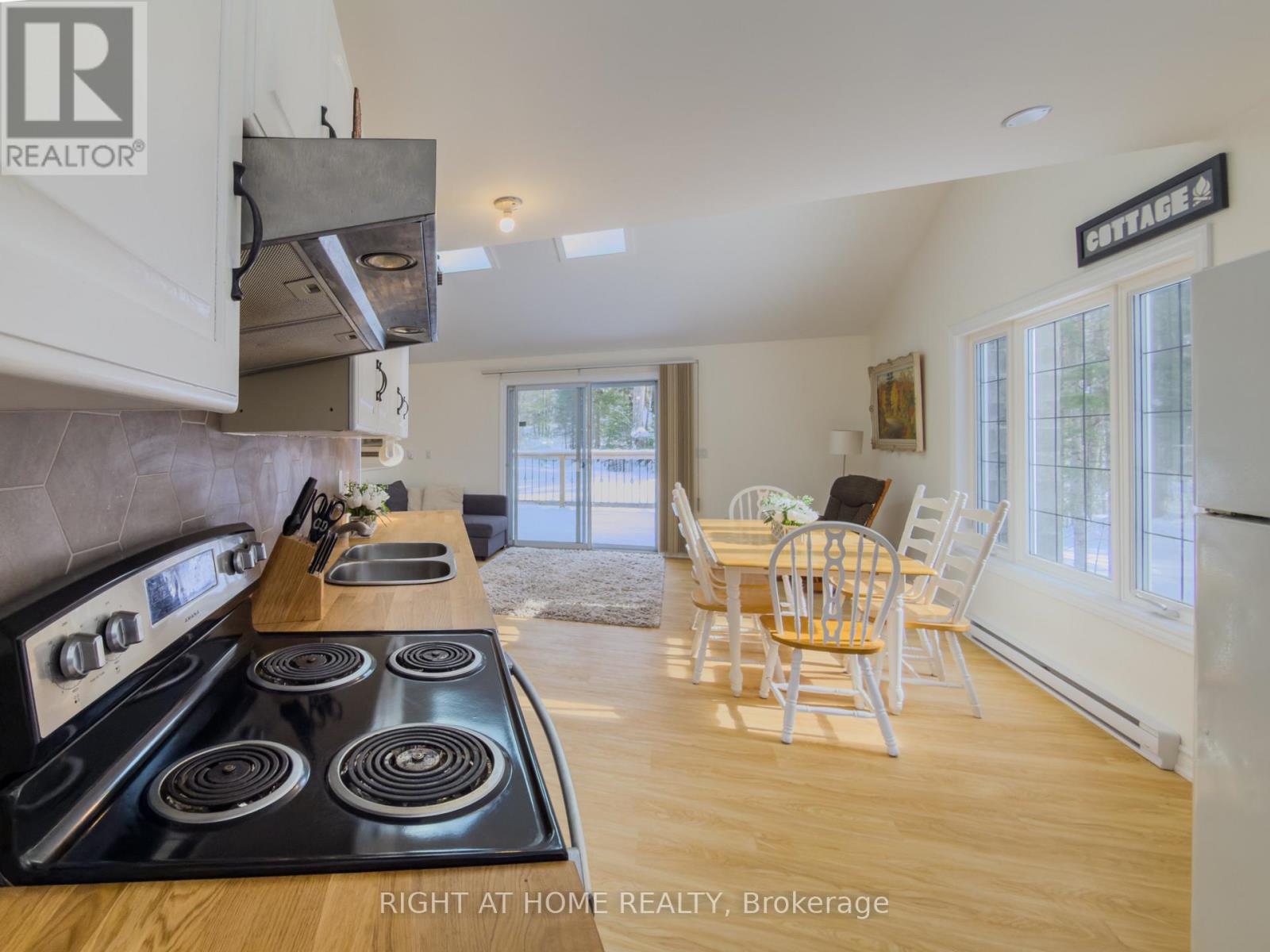 1861 Glamor Lake Road, Highlands East, Ontario  K0M 1R0 - Photo 10 - X12830092