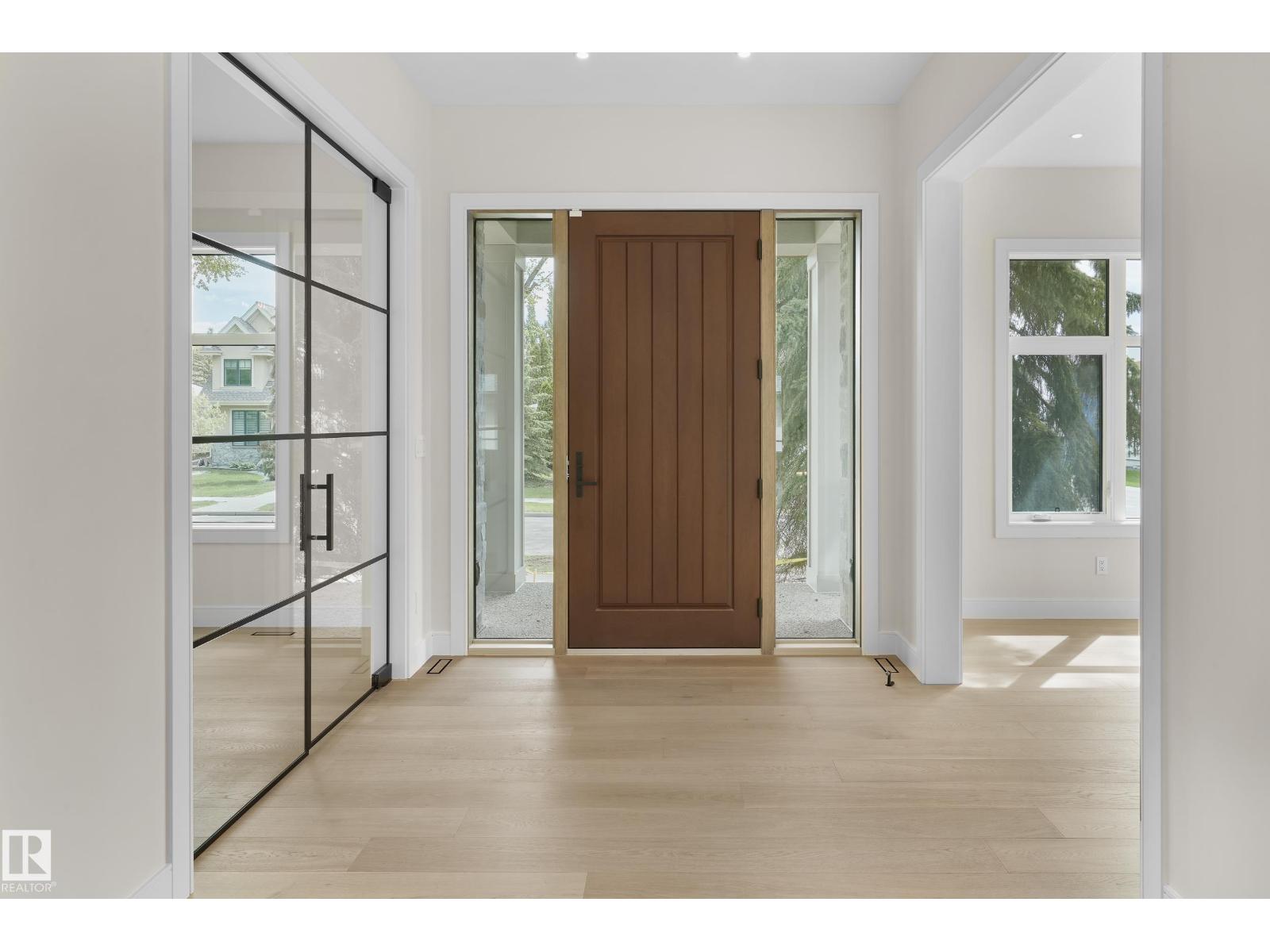 9704 146 St Nw, Edmonton, Alberta  T5N 2Z4 - Photo 2 - E4467112